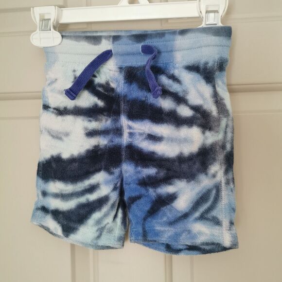 2/$20 Gap terry cloth shorts 12-18 m - Picture 1 of 4